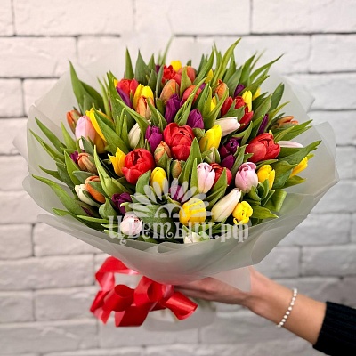 Букет 77 тюльпанов Микс