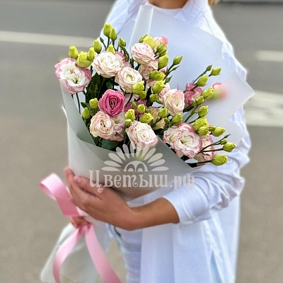 Букет 9 розовых эустом