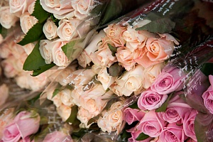 Эффектные букеты из роз Эффектные букеты из роз