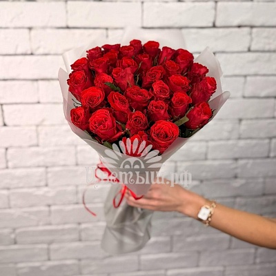Букет 33 красные розы