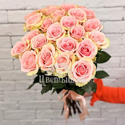 Букет 25 роз Эквадор «Absolut In Pink»