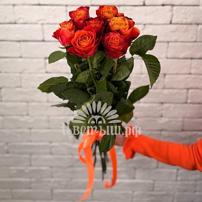 Букет 7 роз Эквадор «Atomic»