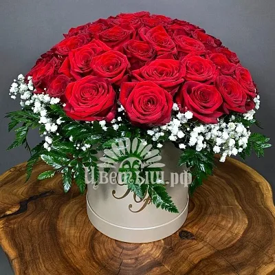 Композиция в шляпной коробке «Rowan»