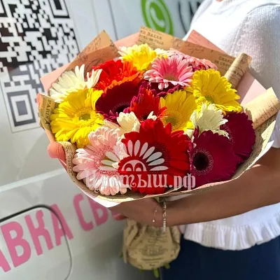 Букет 21 гербера микс